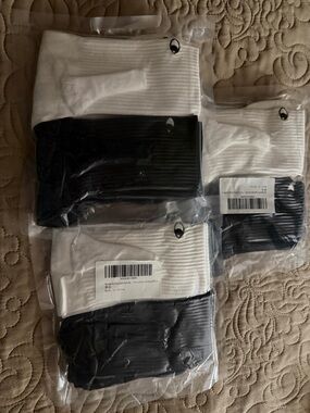 Kids Ribbed Crew Socks - White & Black (3-Pack)